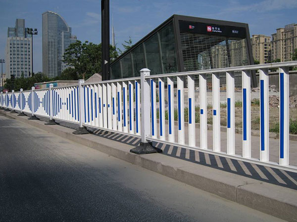 鋅鋼市政護欄
